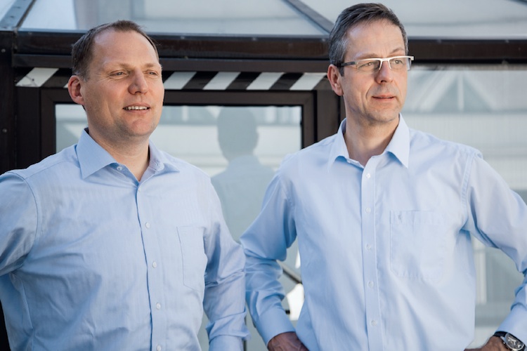 Unternehmensberater Elmar Lesch (rechts) und Ralf Koschinski empfehlen Beratern, den Kundenkontakt zu emotionalisieren.