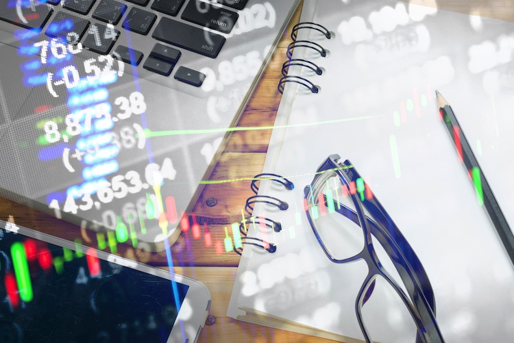 Hoch ist laut Studie insbesondere die Outperformance in den ersten sechs Monaten nach Bekanntgabe einer Transaktion
