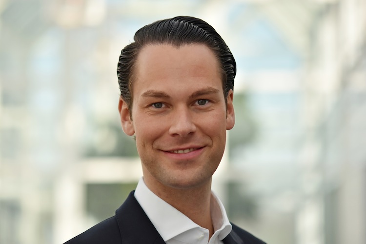 Christian Pape leitet den Makler- und Partnervertrieb des Versicherers Axa.