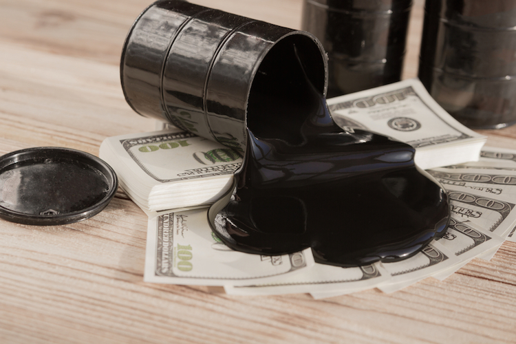 oel etp exchange traded produkt rohstoffe geld dollar shutterstock_553502641