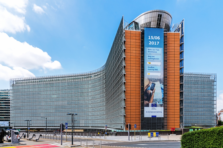 EU Kommission Berlaymont-Gebaeude shutterstock_664852705