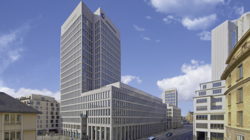 Gebäude der Fondsgesellschaft Union Investment im Herzen Frankfurts