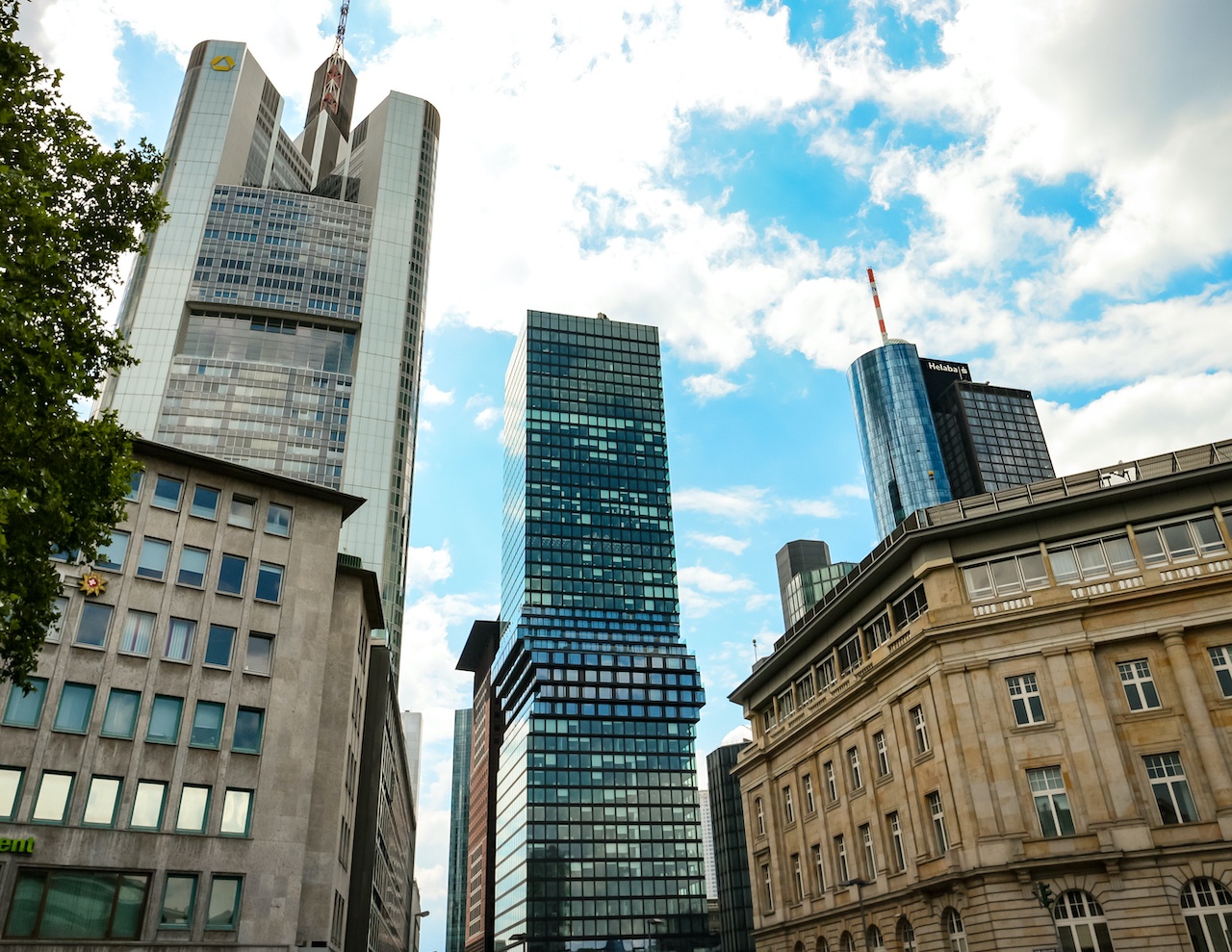 Hochhäuser in Frankfurt, Sitz von KanAm