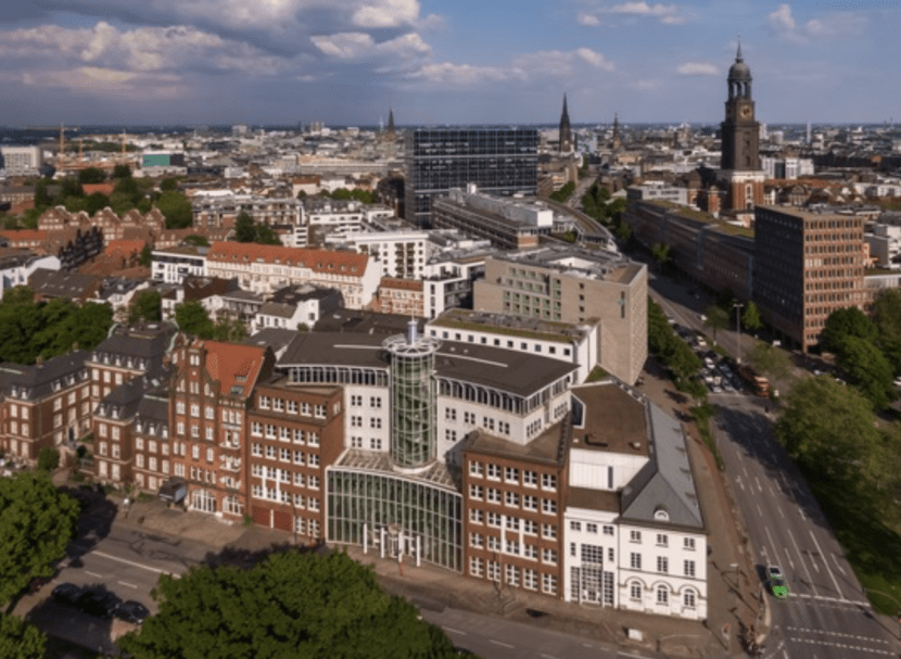 Luftbild von Hamburg mit dem Deutsche Finance Objekt