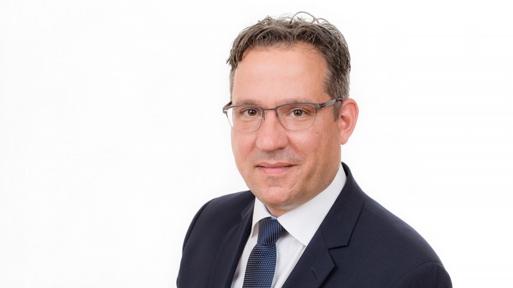 Aurelius Chef Jan rehbock schaut in die Kamera