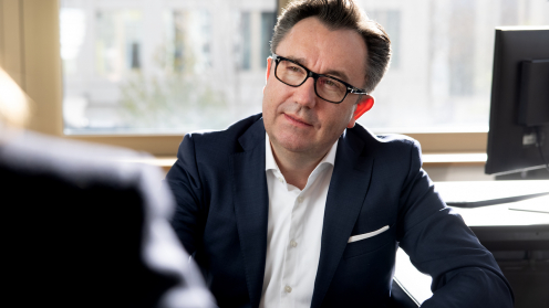 Deutsche Finance Manager Symon Hardy Godl im Gespräch