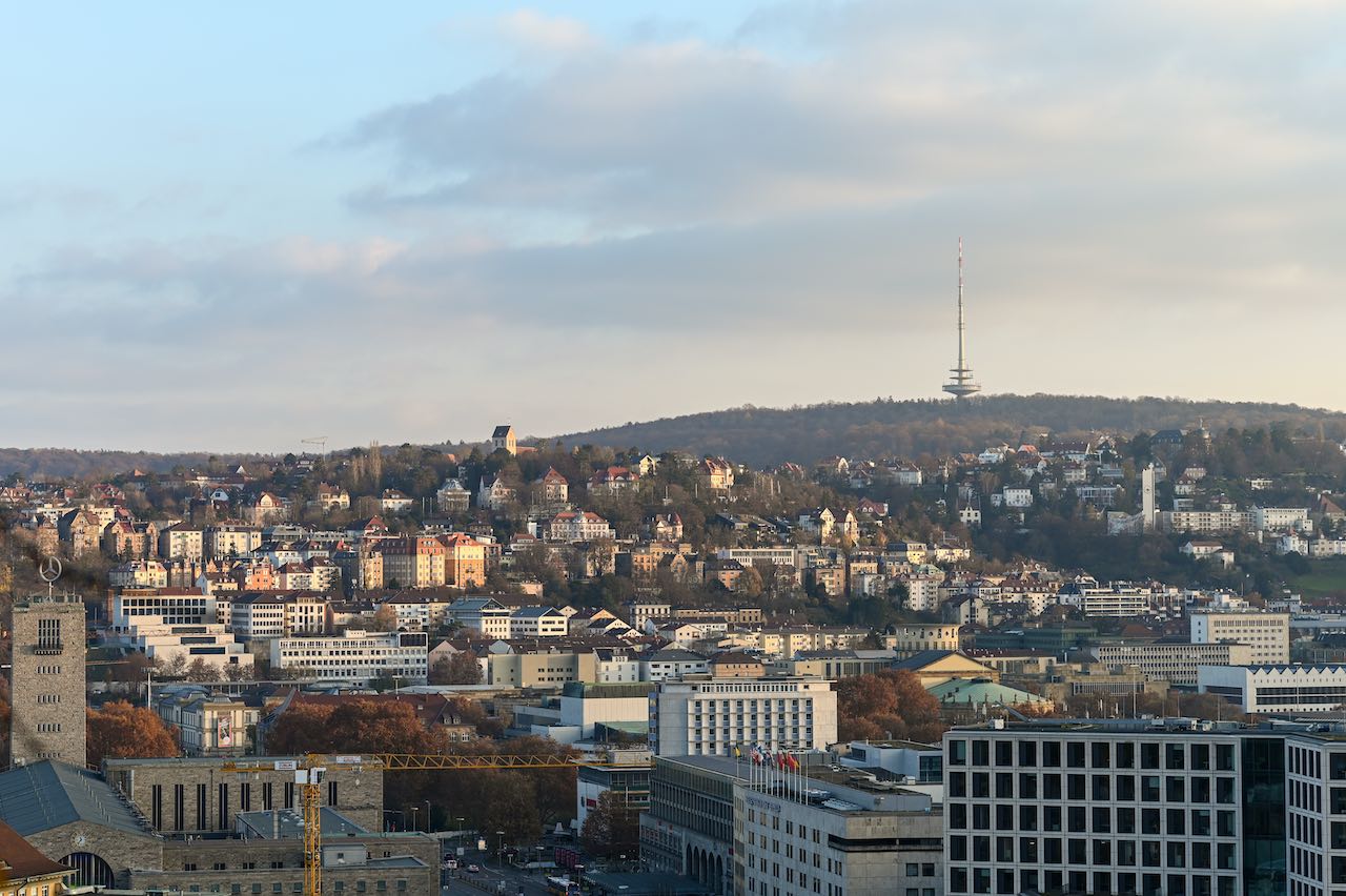 Luftbild von Stuttgart, wo Drees & Sommer den Sitz hat