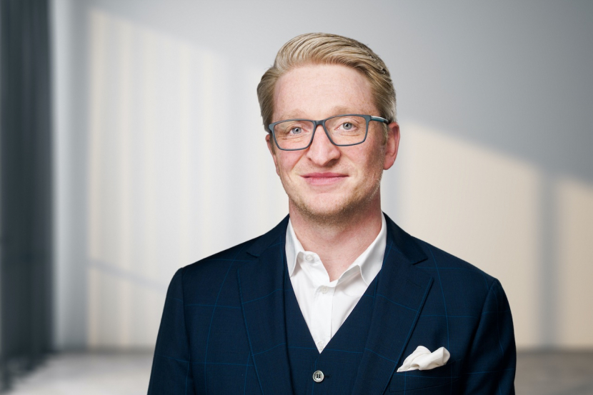 Porträtfoto von One Group Geschäftsführer Malte Thies