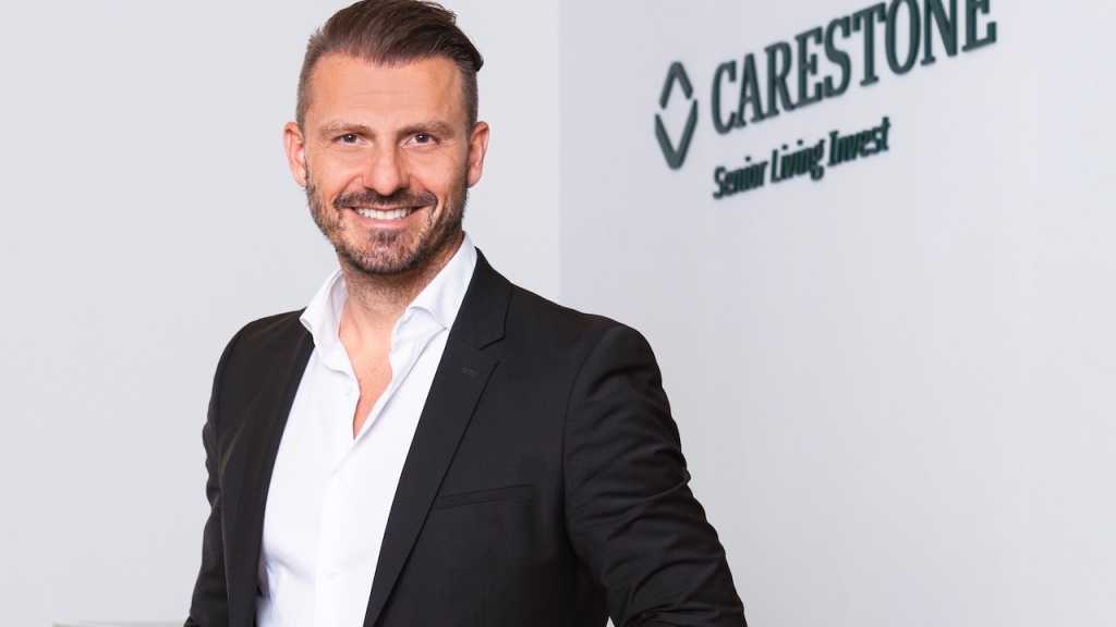 Portrait von Sandro Pawils, Chief Sales Officer der Carestone Gruppe