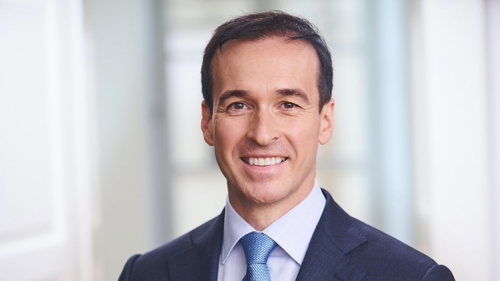 Porträtfoto von Tino Lutsch, Schroders