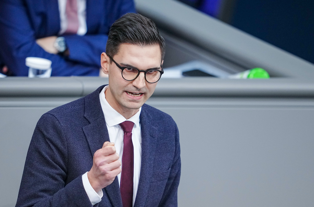 Sepp Müller spricht im Bundestag