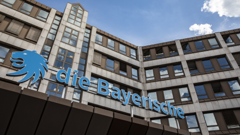 Gebäude mit der Aufschrift "Die Bayerische"