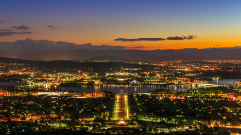 Canberra bei Nacht