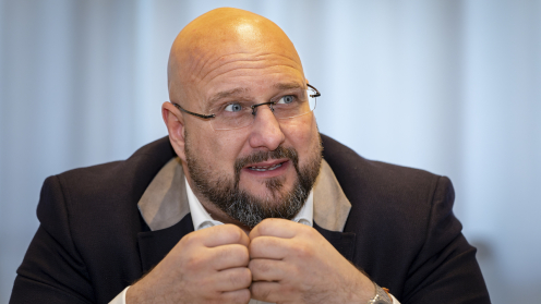 Andreas Schrobback auf dem Cash. Branchengipfel