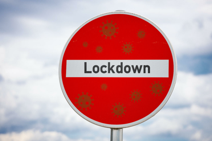 Schild mit Aufschrift Lockdown