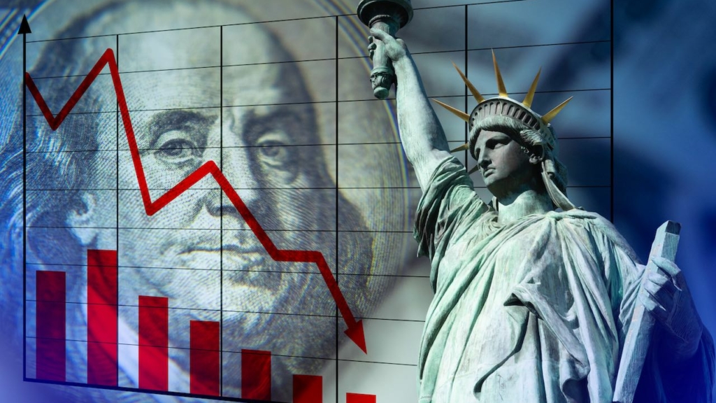 Fallende Aktienkurse auf US-Flagge neben der Freiheitsstatue