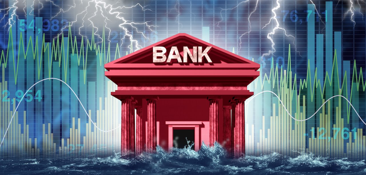 Bank in stürmischem Wetter