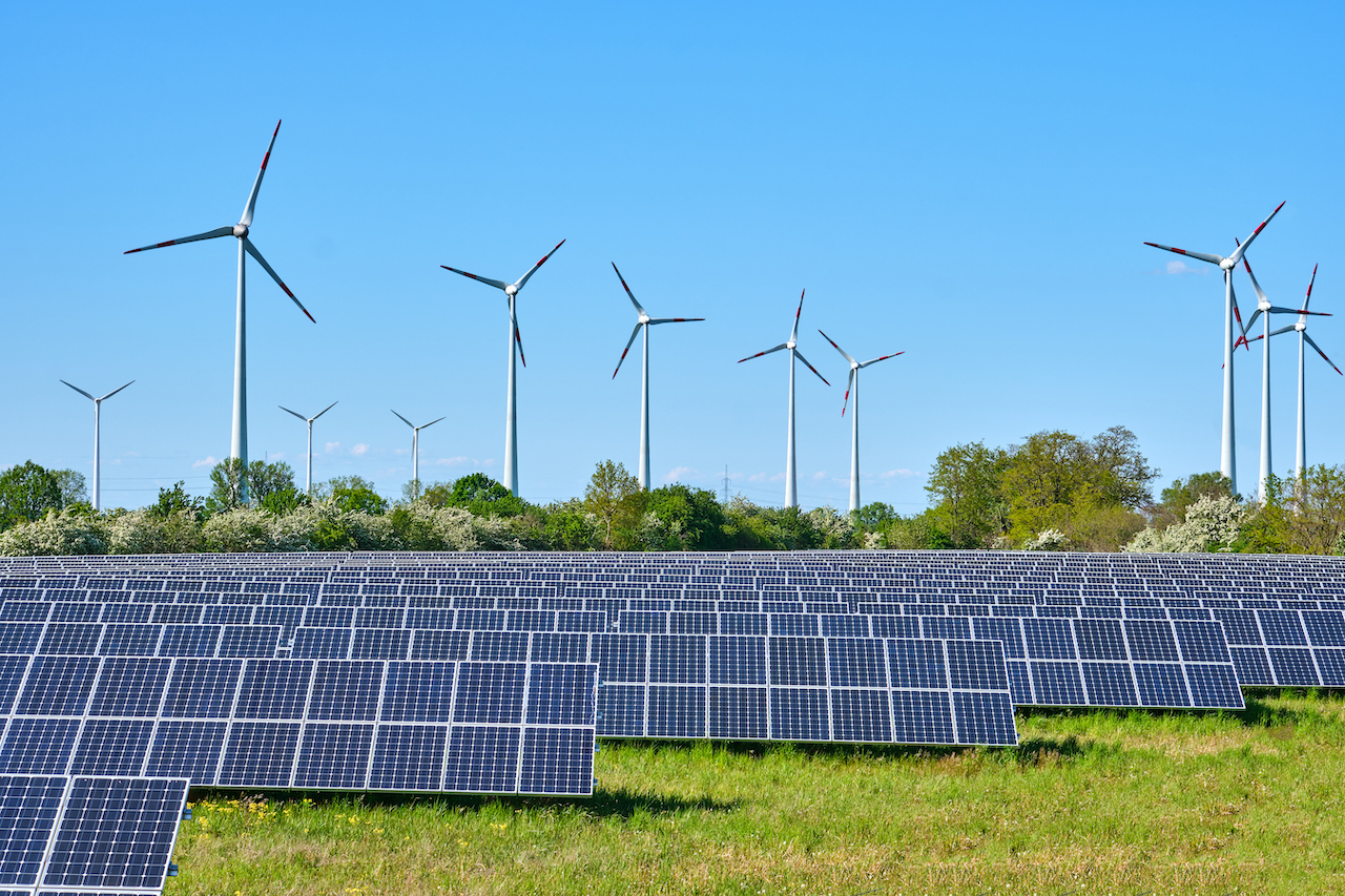 Solar- und Windkraftanlagen