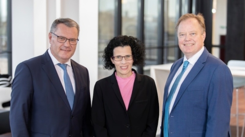 DEVK Rechtsschutzversicherung, Elmar Kaube, Dr. Nabila Abaza-Uhrberg und Olaf Nohren (v.l.)