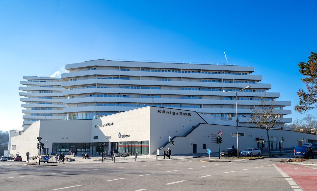 Außenaufnahme Objekt "Königstor" in Regensburg