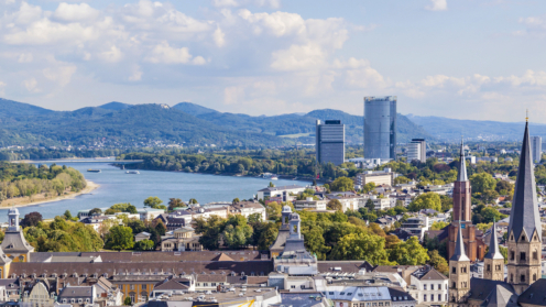 Blick über Bonn auf den Rhein