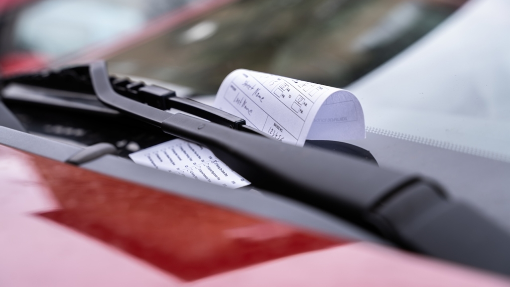 PKW-Ticket oder Bußgeld
