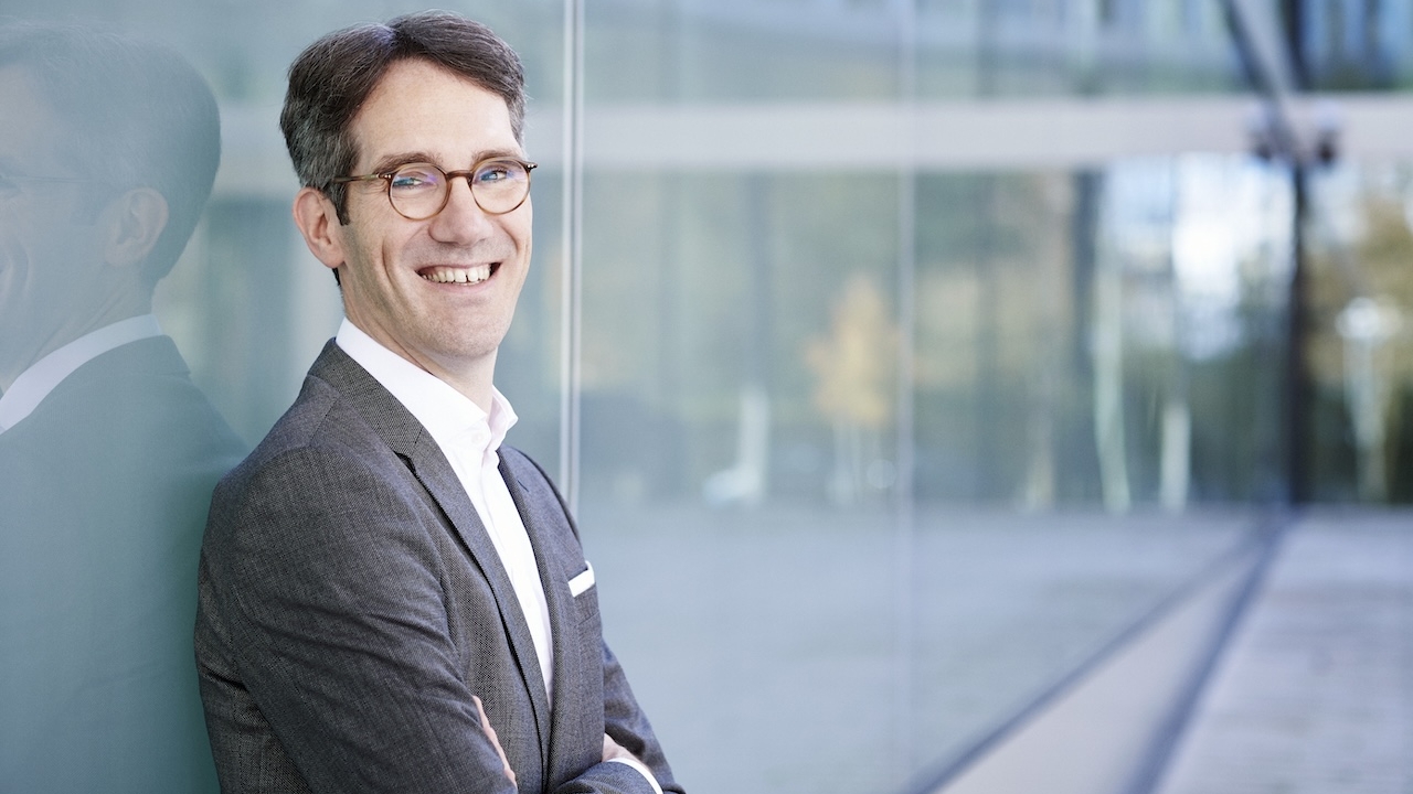 Axa und DBV erstatten 82 Millionen Euro an Kunden | Cash.