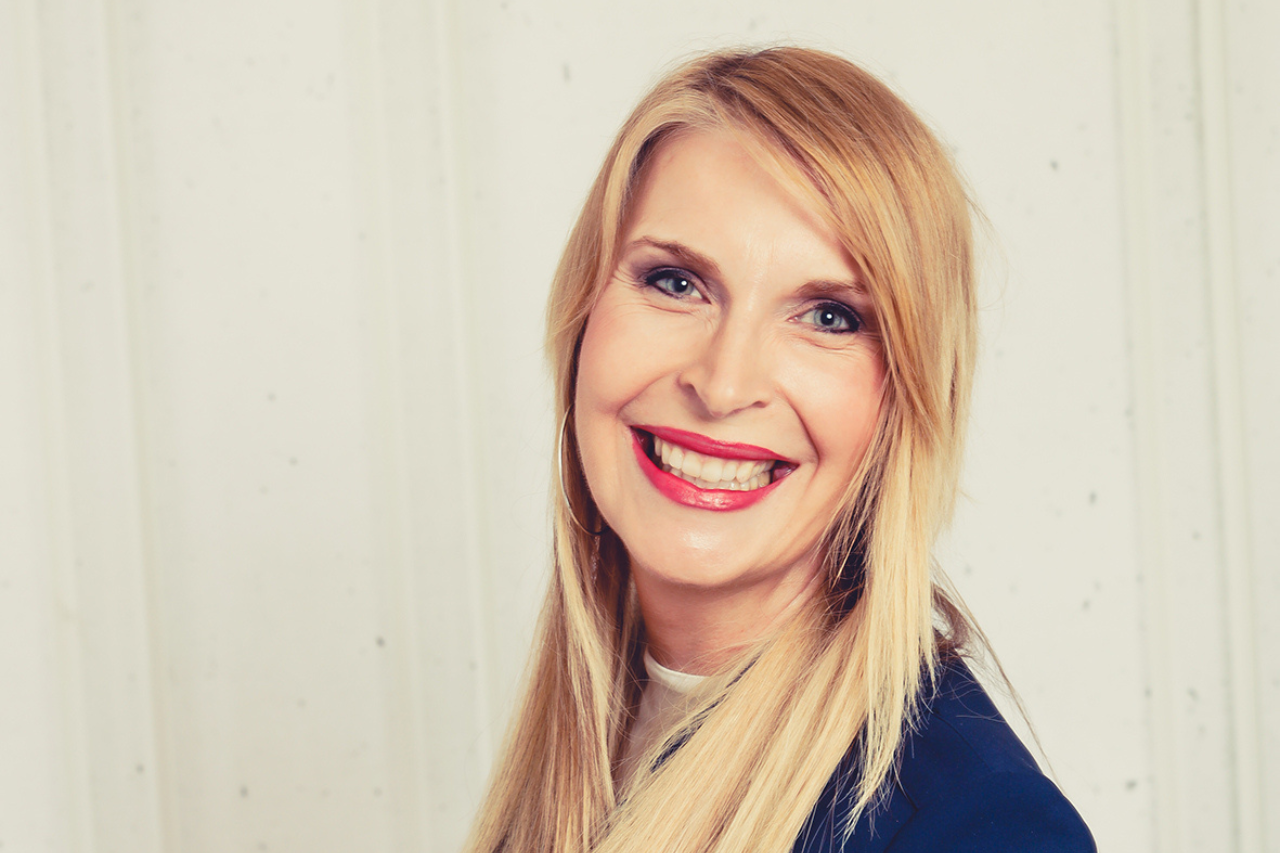 Jutta Holzmann, Vertriebsvorständin der Universa Versicherungen