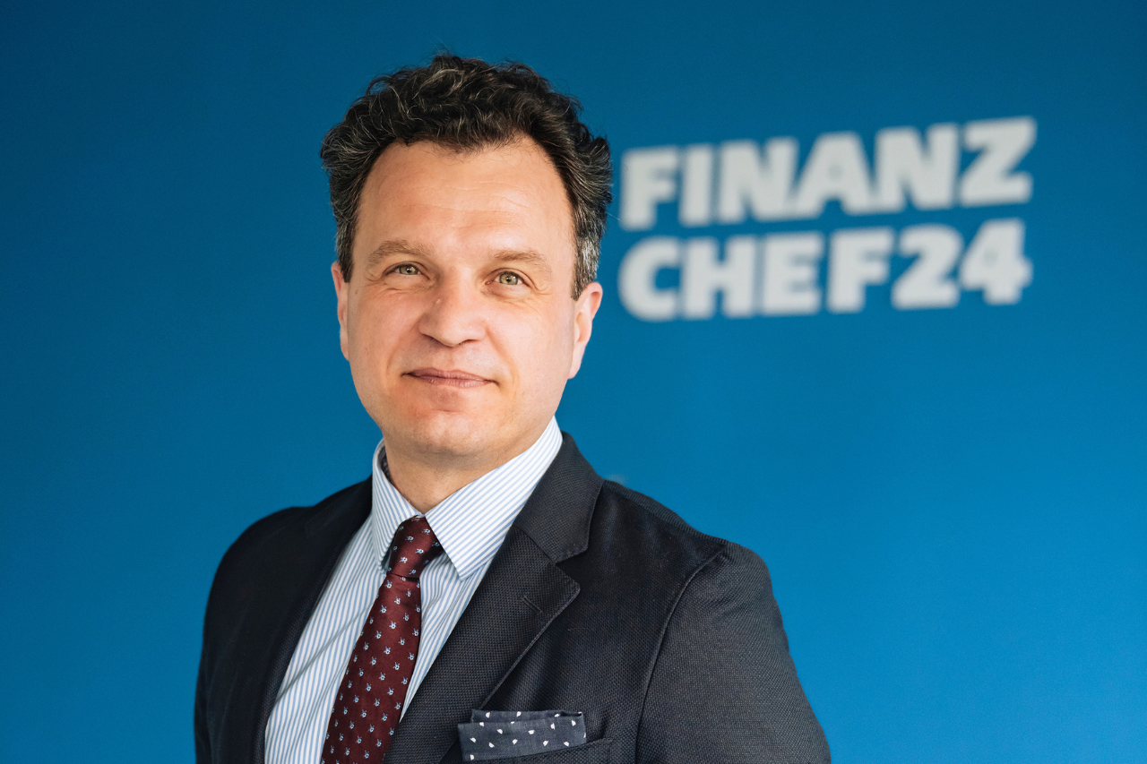 Finanzchef24-Co-Geschäftsführer Payam Rezvanian