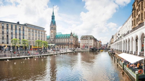 Blick auf Hamburger Rathaus