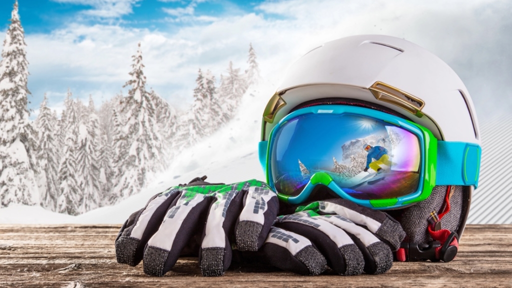 Helmpflicht, Helm, Skiunfälle, Krankenversicherung, Gesundheit, Haftpflicht, Recht, Steuern