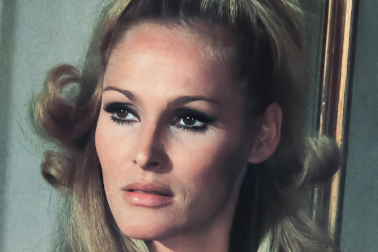 Ursula Andress