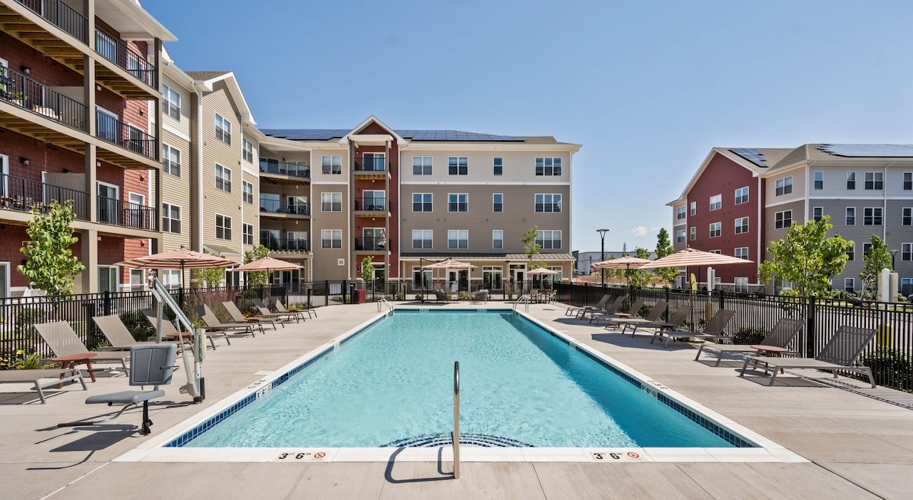 US-Wohnanlage mit Pool