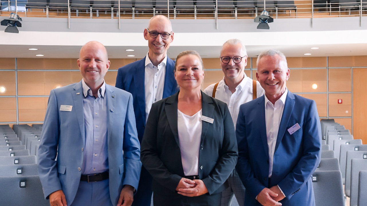 Fünf Aufsichtsratsmitglieder der Vema