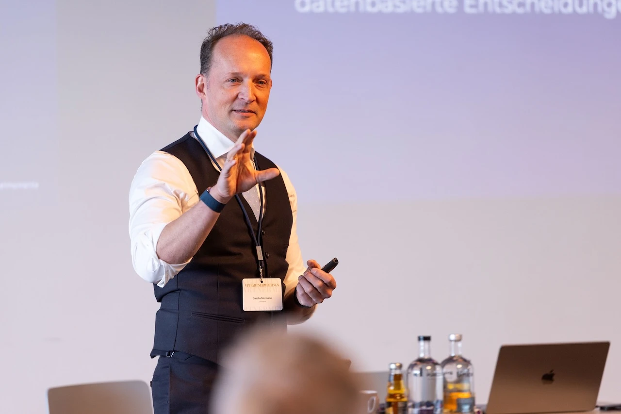 Sascha Mermann, von Poll Finance