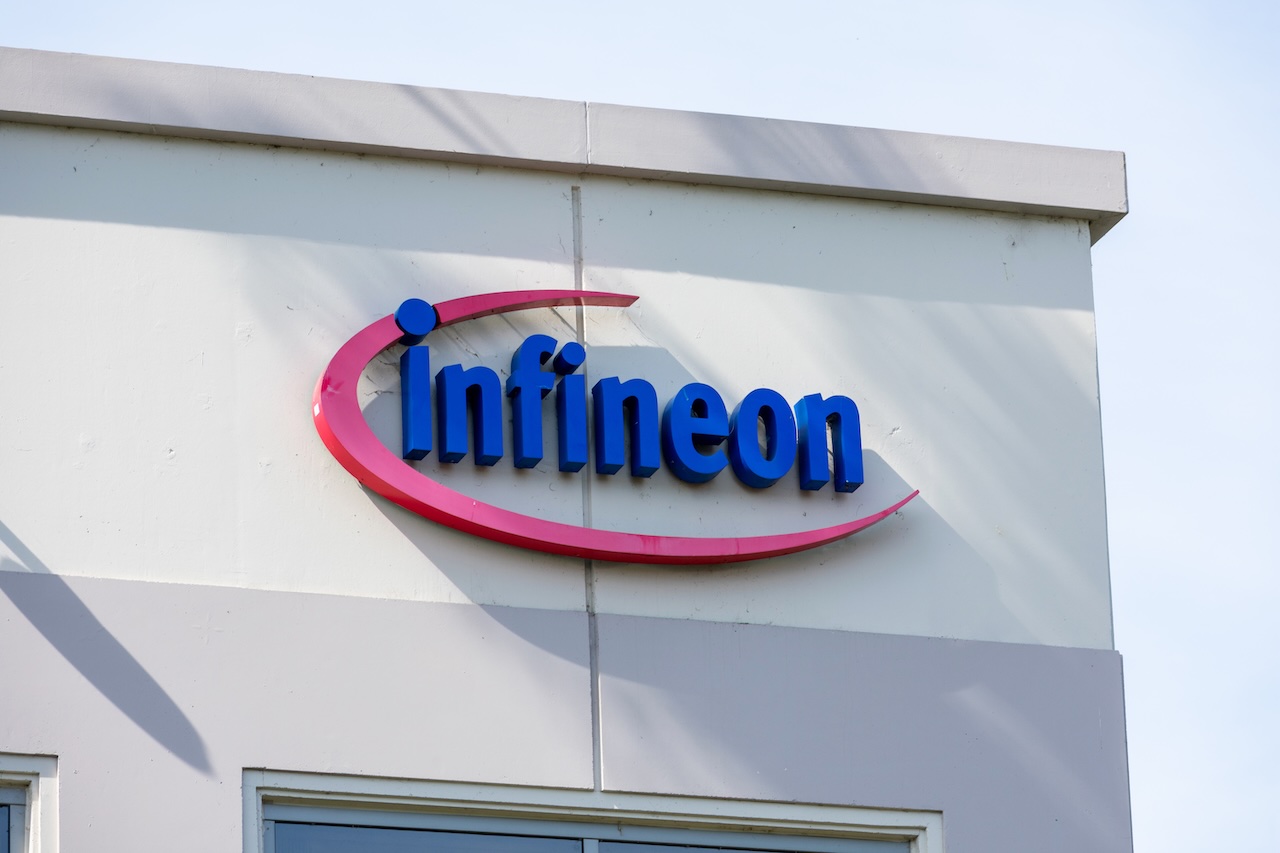 Infineon Firmenschild