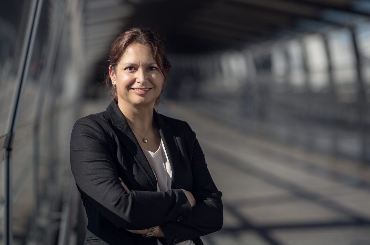 Nadine Riederer, Avision