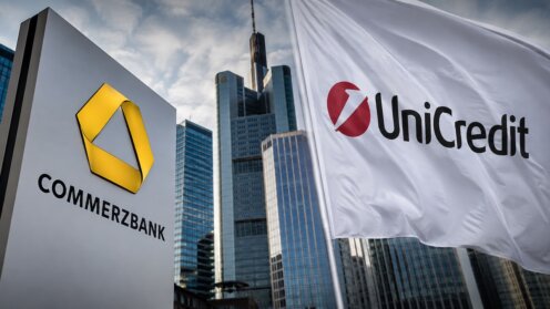 Logos von Commerzbank und Unicredit vor der Frankfurter Skyline.