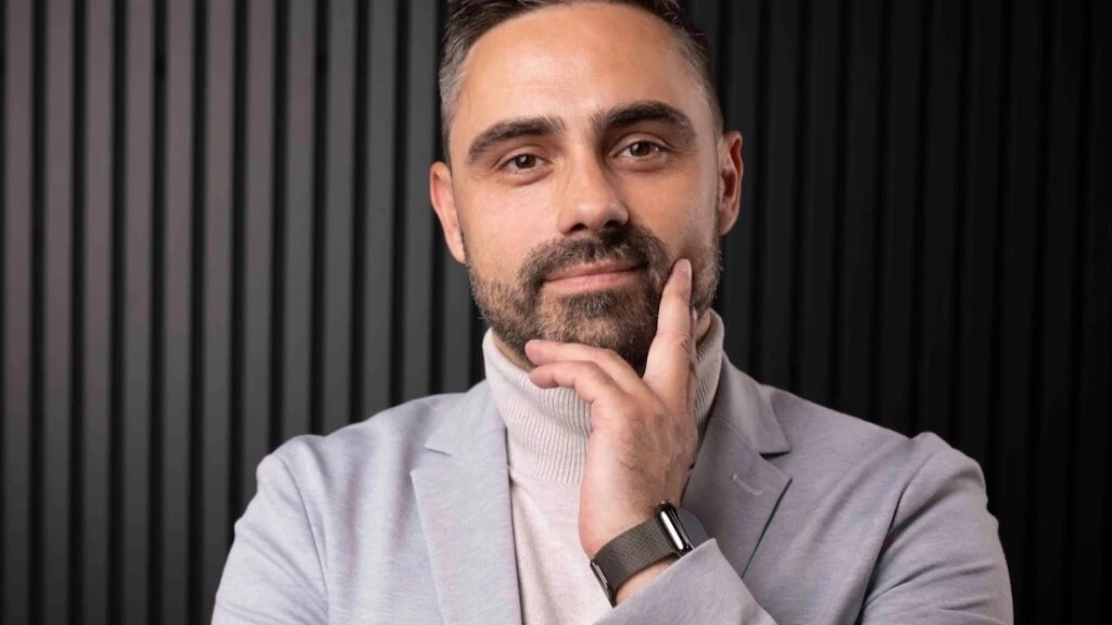 Martin Schmidt, Finanzchecker